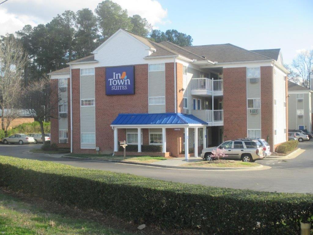 Intown Suites Extended Stay Raleigh Garner Nc Exterior photo